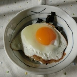 かんたん！目玉焼き丼